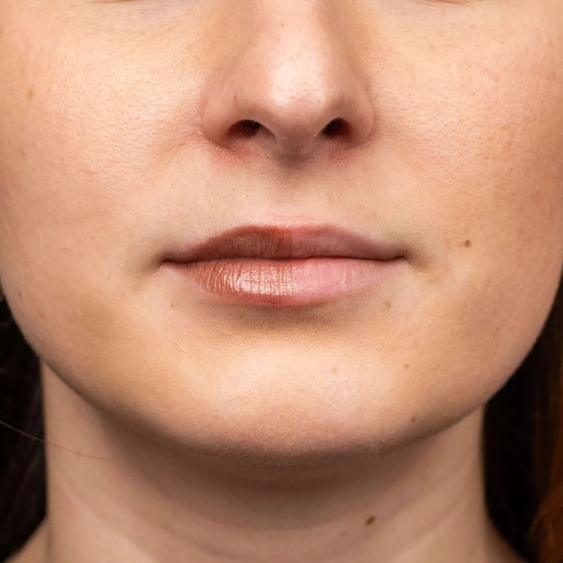 LŪPŲ BALZAMAS "NUDE HAZELNUT", 10ml