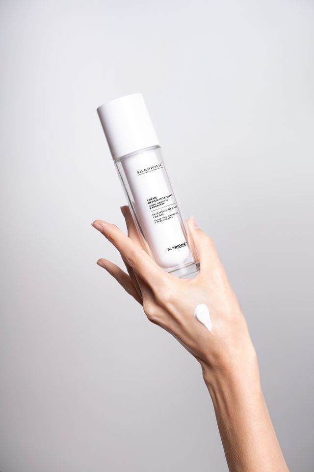 SILKBIOTIC - INTENSYVUS ATSTATOMASIS VEIDO KREMAS, 50ml